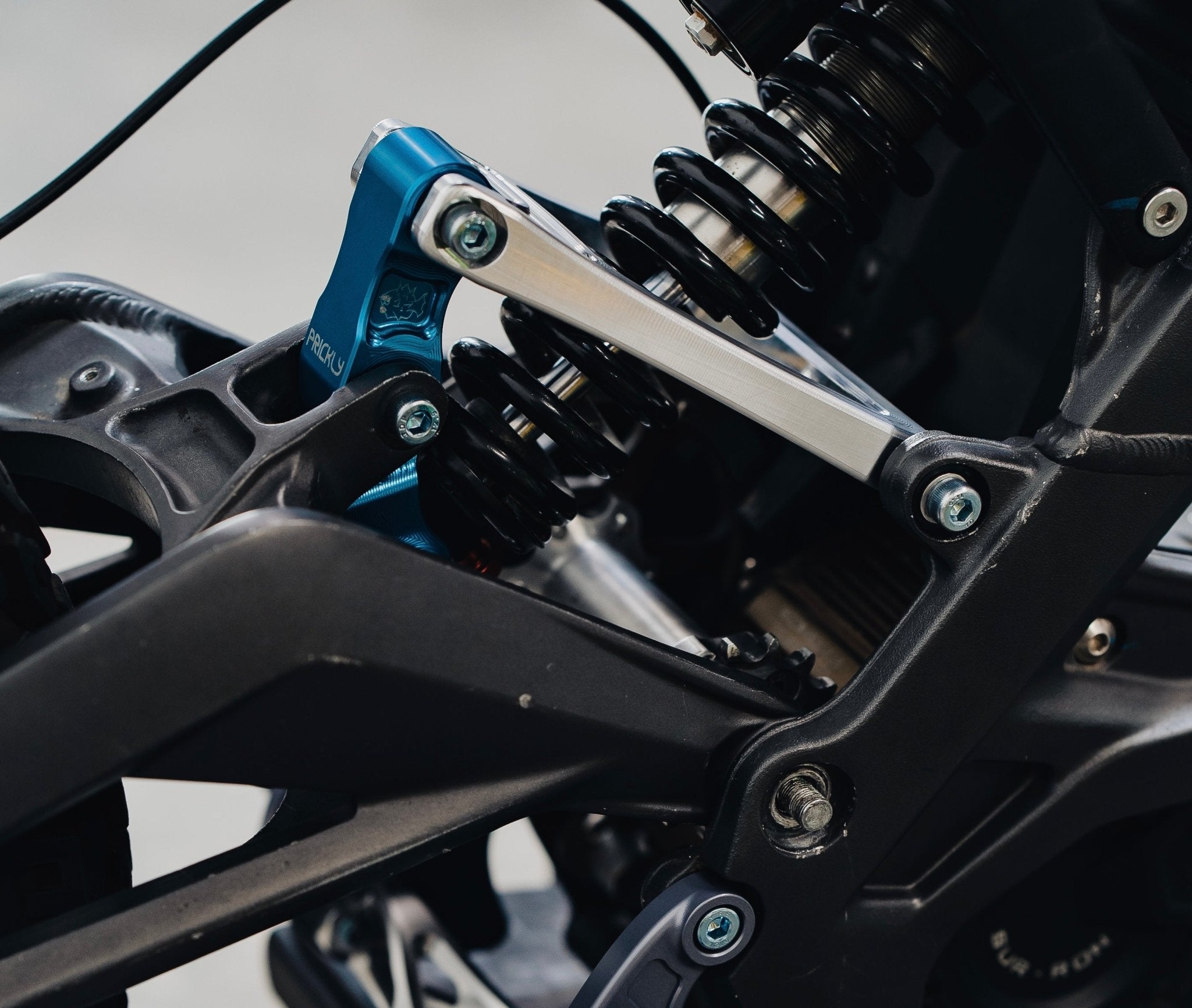 Prickly Suspension Triangle by Ventus Bikes USA | Electric Dirt Bike Vehicles & Parts